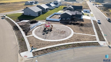 1005 Sunset St, Valley Springs, SD 57068 - photo 2