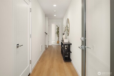 1518 Hollow Dale Place unit D, Everett, WA 98204 - photo 5