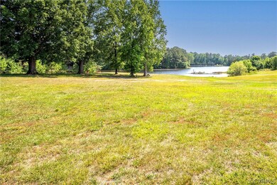 17301 Templeton Rd, Disputanta, VA 23842 - photo 4