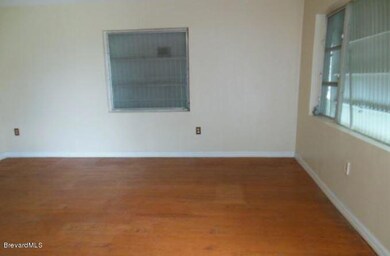 809 Washington Ave, Cocoa, FL 32922 - photo 2