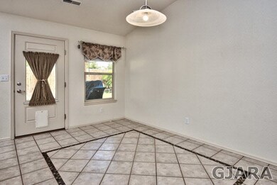 This home's builder included some neat designer to