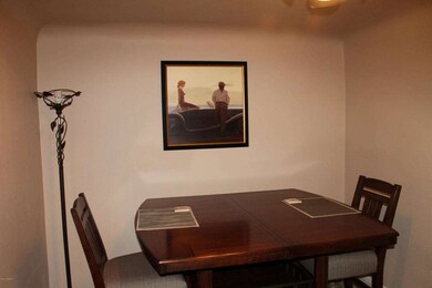 4 BR dining area