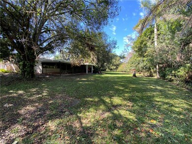 10891 SW 25th St, Davie, FL 33324 - photo 4