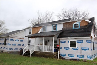 Siding is in basement to finish.
