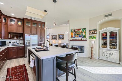 7705 e Doubletree Ranch rd, 7 - Web Qual