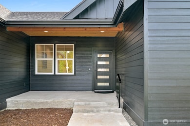 710 E 4th St, Everson, WA 98276 - photo 4