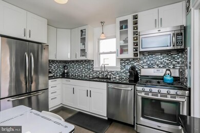 5557 Gayland Rd, Halethorpe, MD 21227 - photo 4