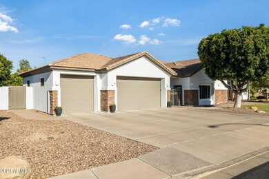 4 car Drive through garage!