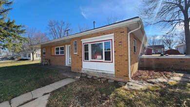 1919 Bellview Ln, Albert Lea, MN 56007 - photo 2
