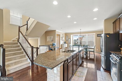 25274 Arrowroot Terrace, Chantilly, VA 20152 - photo 6