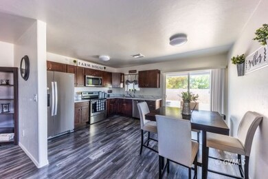 Kitchen/Dinning