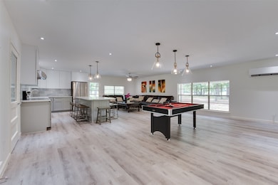 14733 Calhoun Rd, Conroe, TX 77302 - photo 3