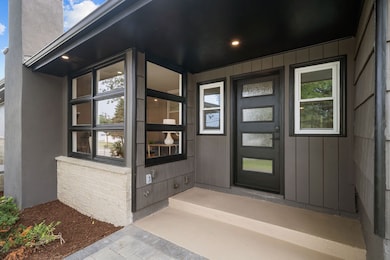 150 Annette Ave, Woonsocket, RI 02895 - photo 2