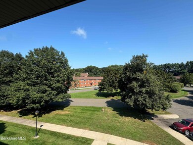 20 Maplecrest Balcony view -3