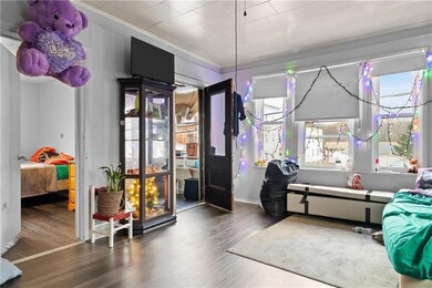 538 Wood Ave, Woonsocket, RI 02895 - photo 7