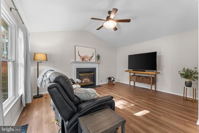 9567 Trio Ln, Manassas, VA 20112 - photo 4