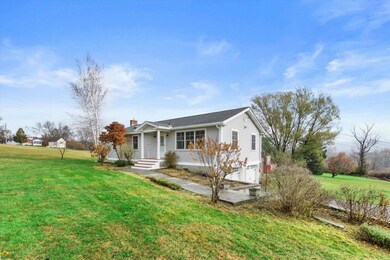 82 Mountain View Dr, Shaftsbury, VT 05262 - photo 3