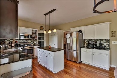 1975 Jenkins Dr, Easton, PA 18040 - photo 7