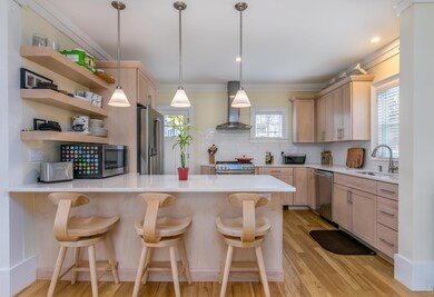 25 Deane St, Portland, ME 04102 - photo 7