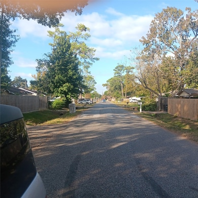 6414 Mohawk St, Houston, TX 77016 - photo 6