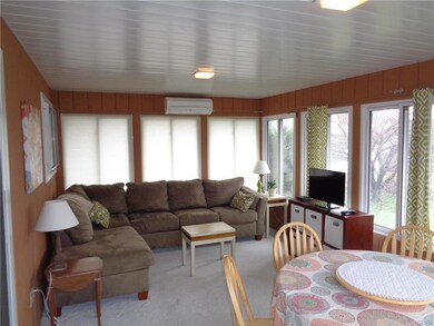 4502 Troxell Dr, Whitehall, PA 18052 - photo 3