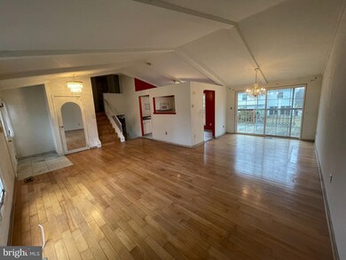 5639 Thelo Garth, Columbia, MD 21045 - photo 5