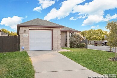 10734 N Shaenridge, San Antonio, TX 78254 - photo 2