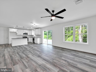 201 Maple Blvd, Orwigsburg, PA 17961 - photo 7