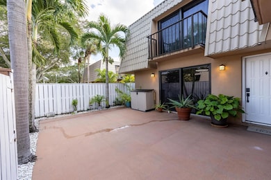 5616 56th Way, West Palm Beach, FL 33409 - photo 2