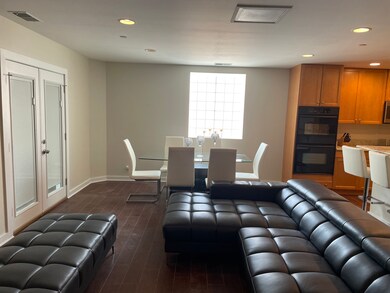 263 N York St unit 325, Elmhurst, IL 60126 - photo 3