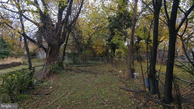 321 Tilghman St, Chester, PA 19013 - photo 7