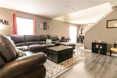 2605 Grand Fir Dr, Greenwood, IN 46143 - photo 3