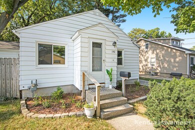 140 43rd St SW, Grand Rapids, MI 49548 - photo 2
