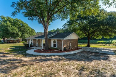 3-web-or-mls-1002 Anderson St Exterior-2
