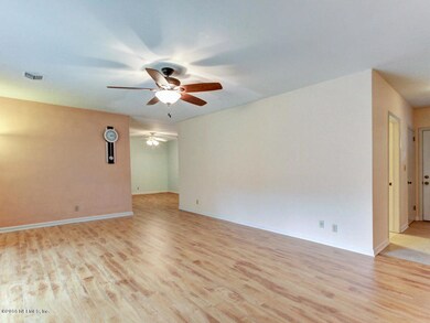 2446 Kellow Cir, Jacksonville, FL 32216 - photo 6