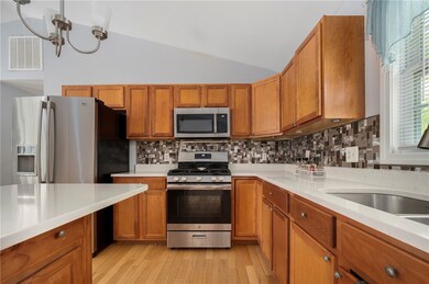 153 River St, Woonsocket, RI 02895 - photo 5