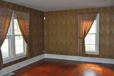 219 S Prairie St, Batavia, IL 60510 - photo 5