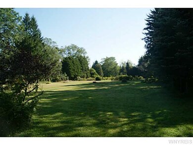 6169 Campbell Blvd, Lockport, NY 14094 - photo 2