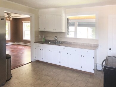 1464 Bridge St unit 2, Dracut, MA 01826 - photo 3