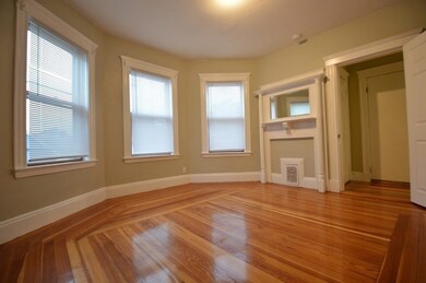 18 Perry St unit 3, Somerville, MA 02143 - photo 5