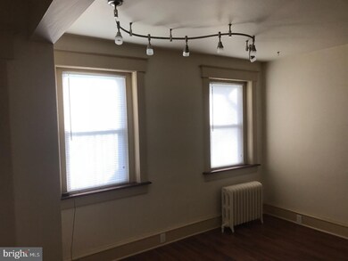 604 Walnut St unit 1A, Lansdale, PA 19446 - photo 4