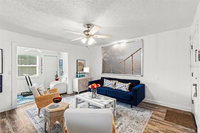 3802 Cortez Cir unit C, Tampa, FL 33614 - photo 3