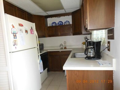 5446 Rockwood Ct unit 13, Columbus, OH 43229 - photo 6