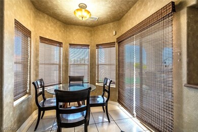Main House Breakfast Nook