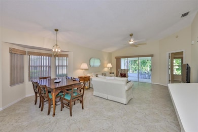 2431 Nantucket Harbor Loop unit 61, Sun City Center, FL 33573 - photo 6