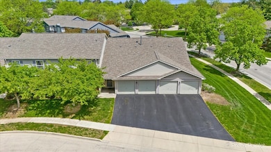 1023 Berkshire Ct unit C, Elgin, IL 60120 - photo 5