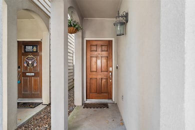 911 Mckinney Park Ln, Houston, TX 77003 - photo 2