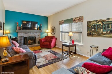 1317 York Dr, Carpentersville, IL 60110 - photo 4