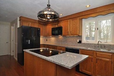 25 Anthony e Greco Cir, North Attleboro, MA 02760 - photo 7