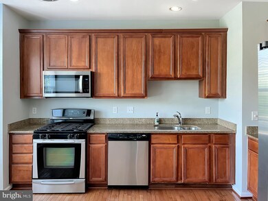 524 Garrett a Morgan Blvd, Hyattsville, MD 20785 - photo 5